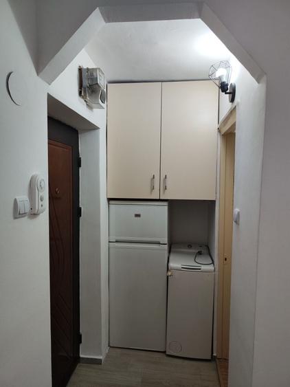 Garsonieră semidecomandată în Rogerius