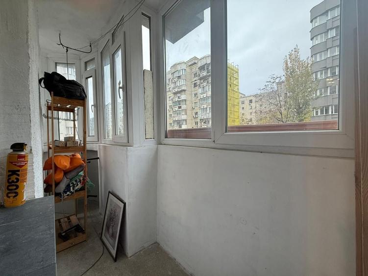 Apartament cu 3 camere decomandat, mobilat în Octavian Goga