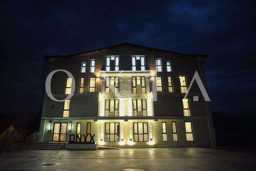 Hotel/Pensiune, de 910 mp, în Eșelnița