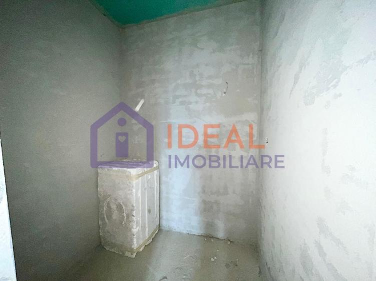 Duplex cu 4 camere cu Canalizare în Mohu