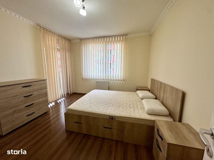 Apartament cu 3 camere decomandat în Central