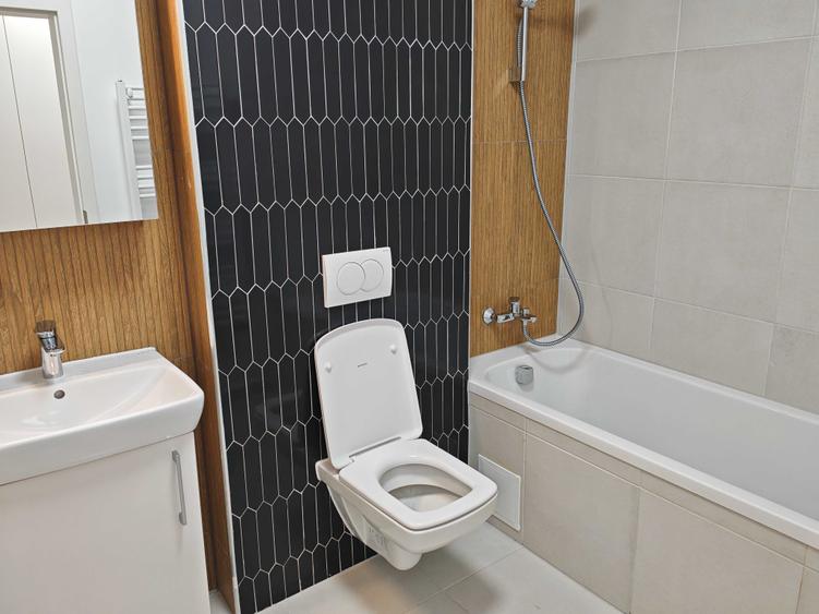 Garsonieră decomandată în Avantgarden
