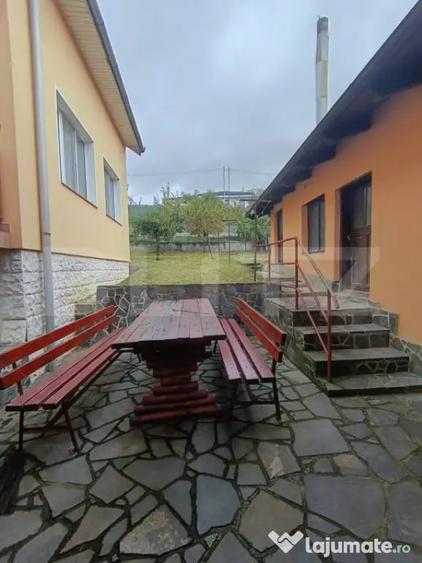 Casă cu 4 camere cu Teren 300 Mp în Central
