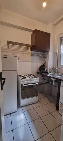 Apartament cu 2 camere decomandat în Rosetti