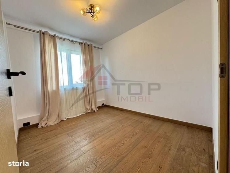 Etaj 2 - Mircea cel Batran, 4 camere cu geam la baie, liber - 1