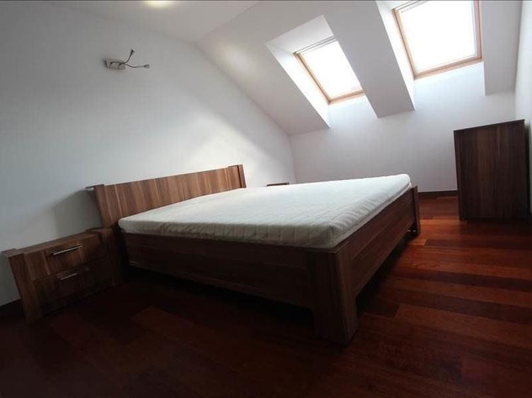 Apartament cu 2 camere decomandat, mobilat în Ultracentral