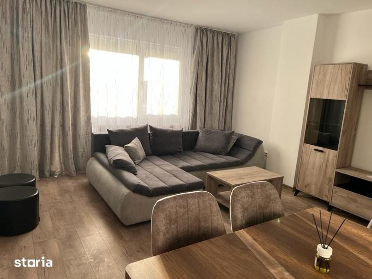 Apartament cu 2 camere decomandat în Micro 9