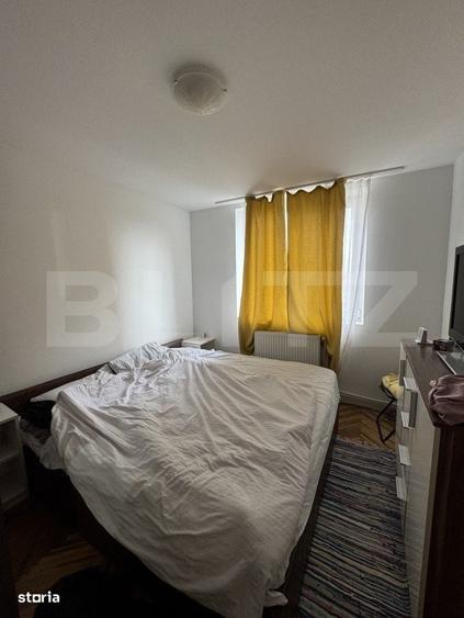 Apartament cu 4 camere decomandat în Deve
