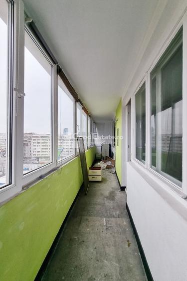 Gara de Nord, Piata Garii de Nord nr.2, Calea Grivitei Sector 1 - 11