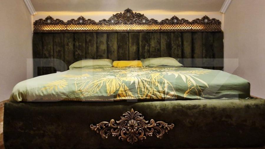 Casa exclusivista cu 4 dormitoare, 390 mp utili, zona Calea - 16