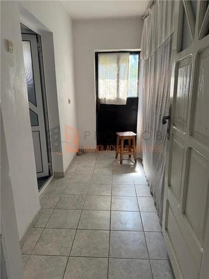 Casa tip parter - 4 camere decomandata zona Micro 5 - 7