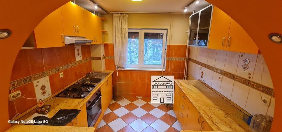 Apartament 4 camere, etaj 2 – Rogerius | Ideal pentru familie sau birouri - 1