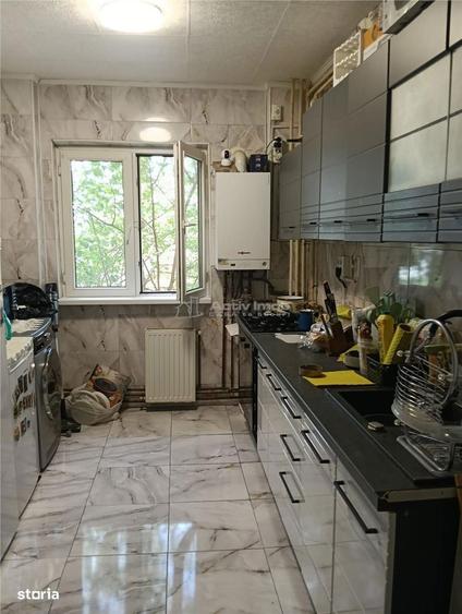 Apartament cu 3 camere-Bloc reabilitat-Teius-Stradal-Mobilat si utilat - 2