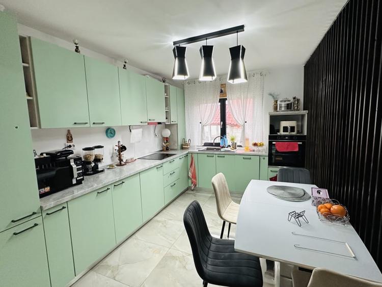 Vila individuala, 210 mp construiti, teren 305 mp, Apeductului-Chiajna - 11