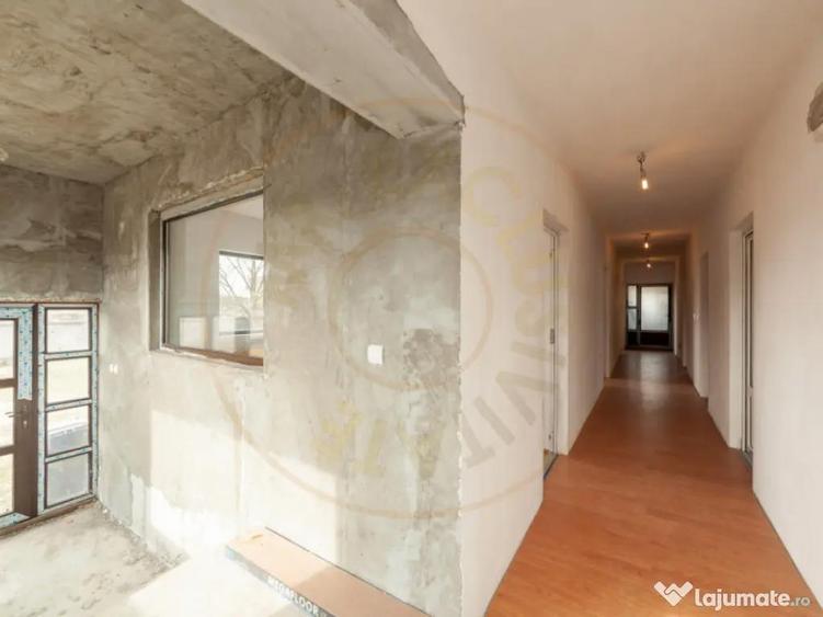 La 2 min de Campulung Muscel 344 mp utili+ teren 4.563 m - 3