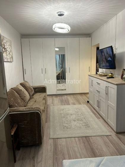 Garsoniera zona Trocadero