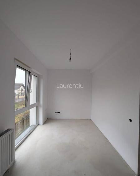 Casa moderna, cu func?iune comerciala in acte zona Aqua Park