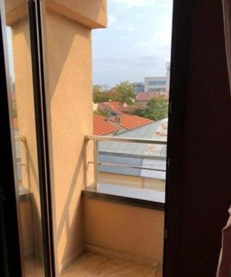 ► Centru Garsoniera Decomandata 33m² Mobilata Utilata LIFT Centrala  pe GAZE - 5