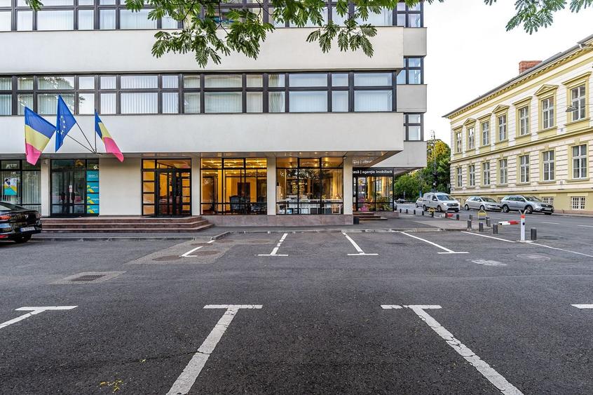 Birouri ultracentrale cu pază permanentă - 5