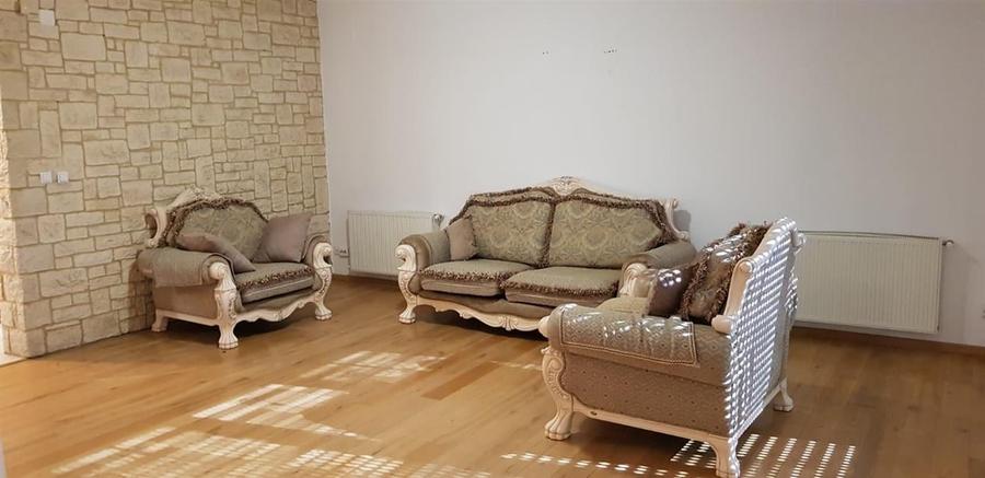 Vila duplex Jolie Ville - str Alexandru cel Bun / COMISION 0 - 11