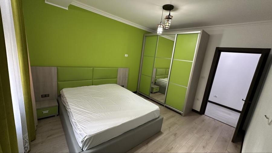 Inchiriez APARTAMENT (blocul de la Raiffaisen Bank). Curat, modern, utilat, bloc nou. - 5