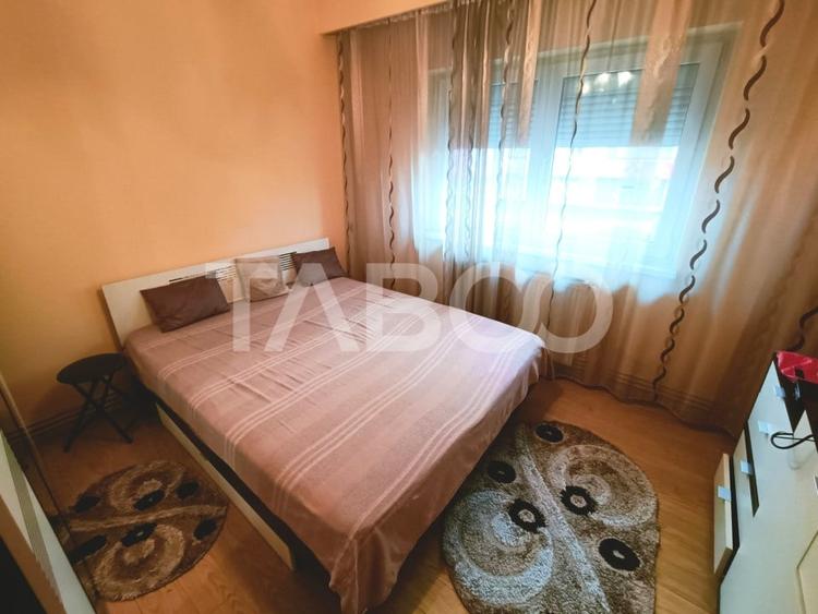 Apartament cu 3 camere semidecomandat, mobilat în Turnișor