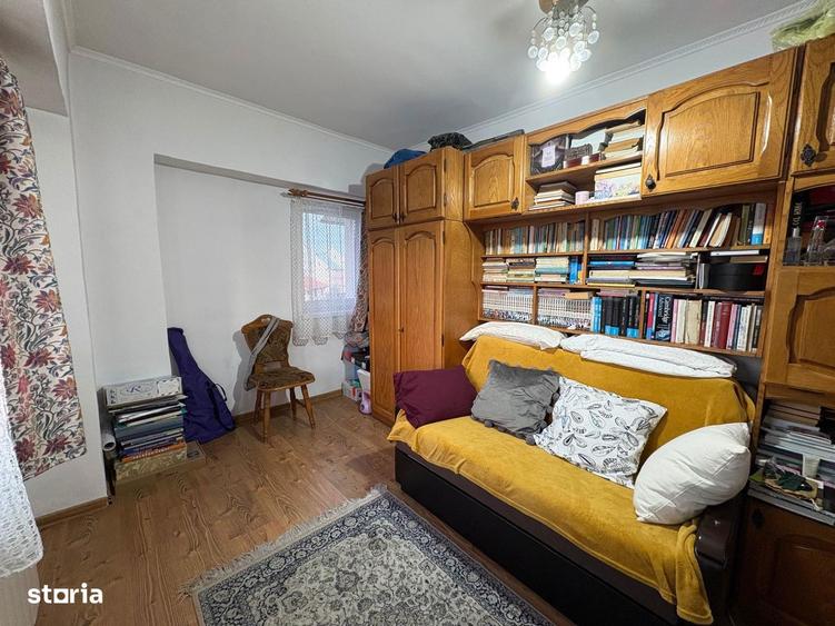 Apartament cu 3 camere ?i 2 balcoane in Beclean + garaj - 8