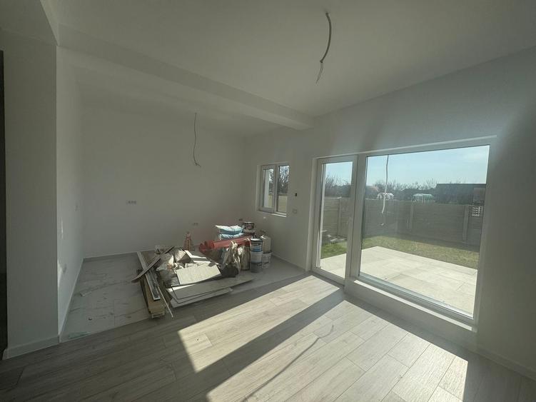 Duplex Mosnita 4 camere 2 bai Asfalt Toate utilitatile - 6