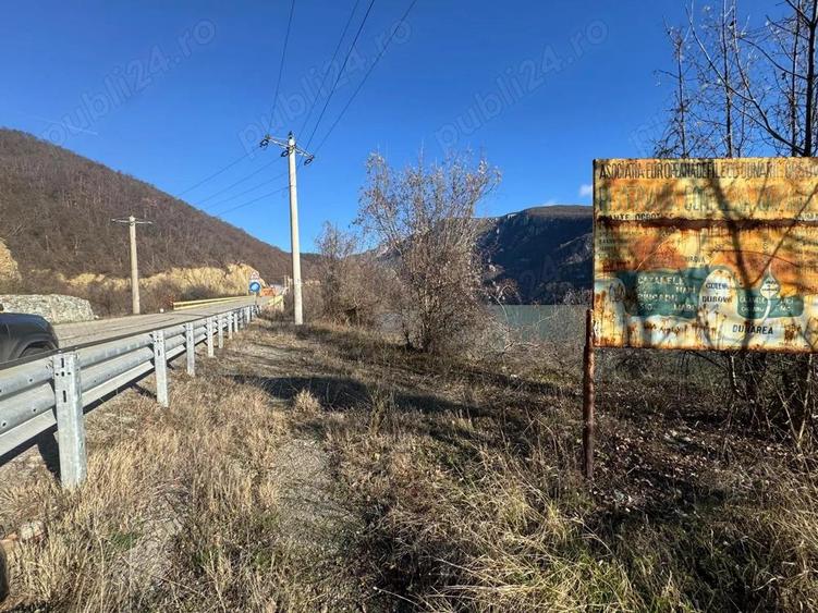 RED Imobiliare Teren intravilan in Dubova, Clisura Dunarii Deschidere la Dunare - 6