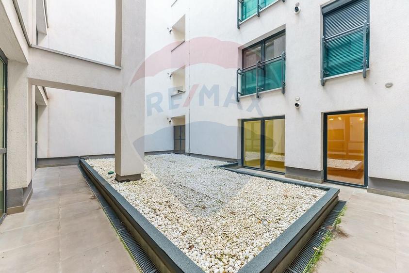 Parcare subterana la ARAD PLAZA de inchiriat Ultracentral - 2