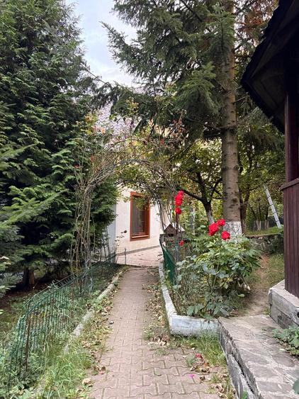 Casă individuală cu 5 camere cu Garaj în Breaza de Sus