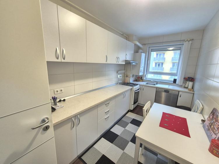 Vanzare  apartament 2 camere Avantgarden 3 etajul 4 mobilat si utilat complet - 18