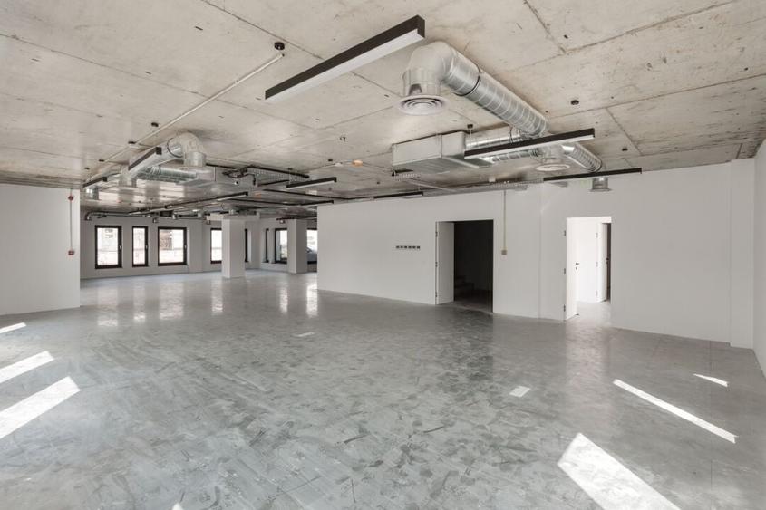 VANZARE HALA INDUSTRIALA / TERMINAL OTOPENI - 9