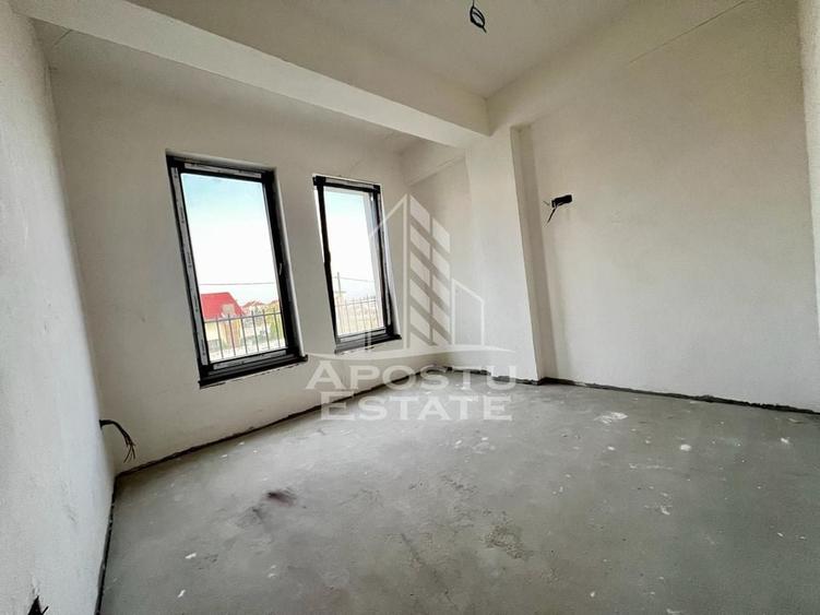 Apartament cu 3 camere nou,etaj intermediar,centrală proprie,zona Alfa - 5