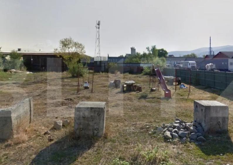 Teren intravilan de vanzare, 29.4 ari, zona Unirea - 1