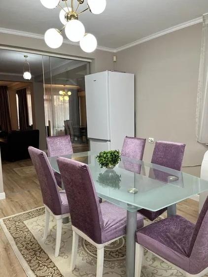 Vila de inchiriat cu 5 camere, zona Km 5 - 10