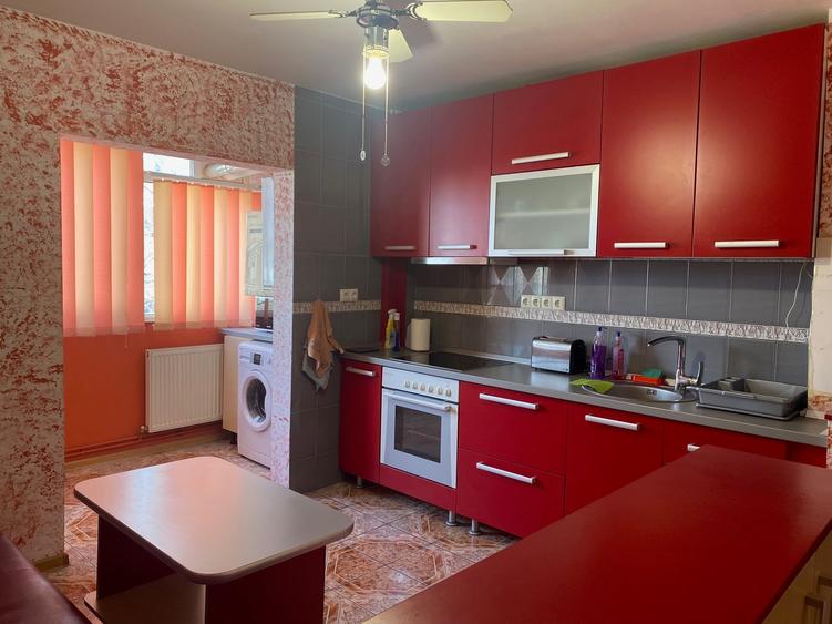 Apartament 2 camere Marasti, zona Expo Transilvania, et.3/4, decomandat - 1