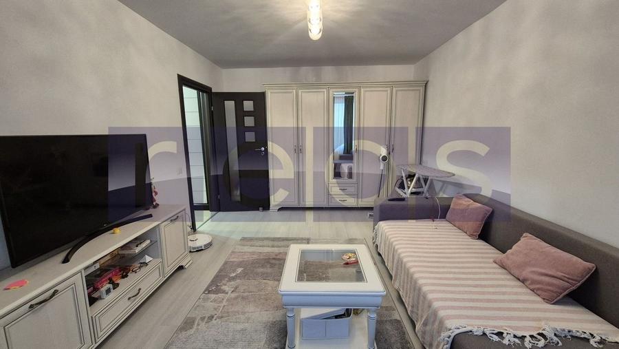 VANZARE APARTAMENT 2 CAMERE ZONA DRISTOR - 1