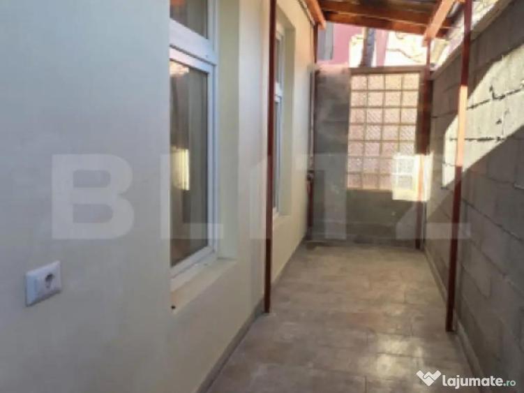 Spa?iu comercial de inchiriat zona centrala, strada - 4