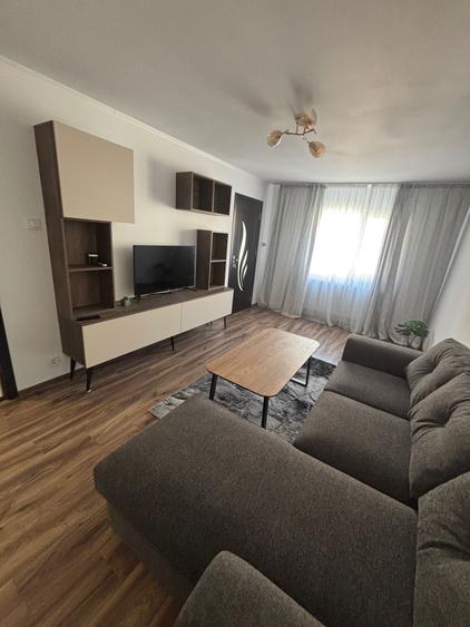Inchiriez apartament 2 Camere ,Decomandat | Unirii Sud, Etaj 3 | Prima inchiriere - 7