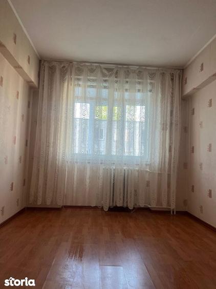 Ap.3 camere, etaj 3/10 - 2
