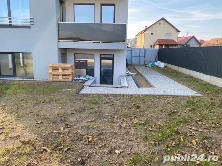 Spatiu comercial apartament de inchiriat Sannicoara - 2