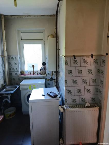 Vand apart 2 camere zona Peco - 1