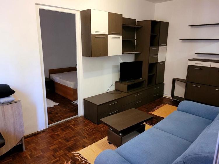 Va d apartament 2 camere - 1