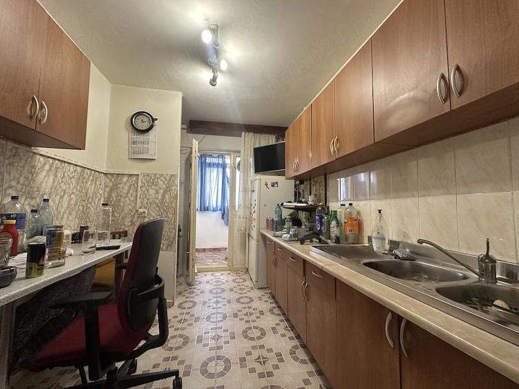 Agentia imobiliara VIGAFON vinde apartament 3 camere Republicii-Caraiman - 4