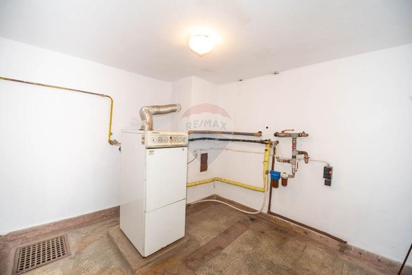 Casa Vila cu 7 camere de vanzare 250 mpu, 200 mp teren,  Buzau - 59