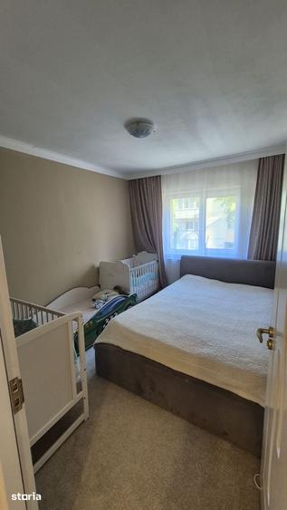 Apartament cu 3 camere decomandat în Traian