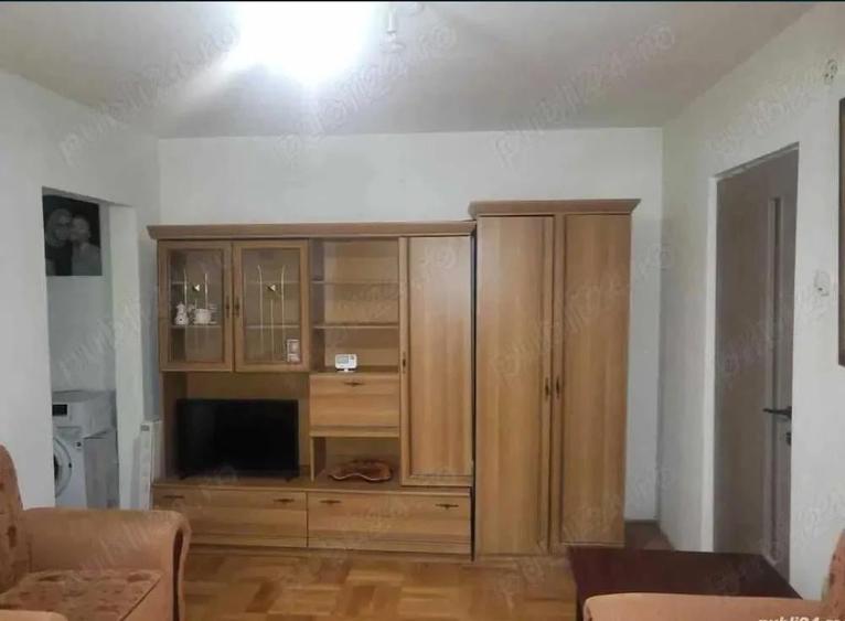 Inchiriez apartament 2 cam., pet friendly, Boul Rosu, cu centrala proprie - 1