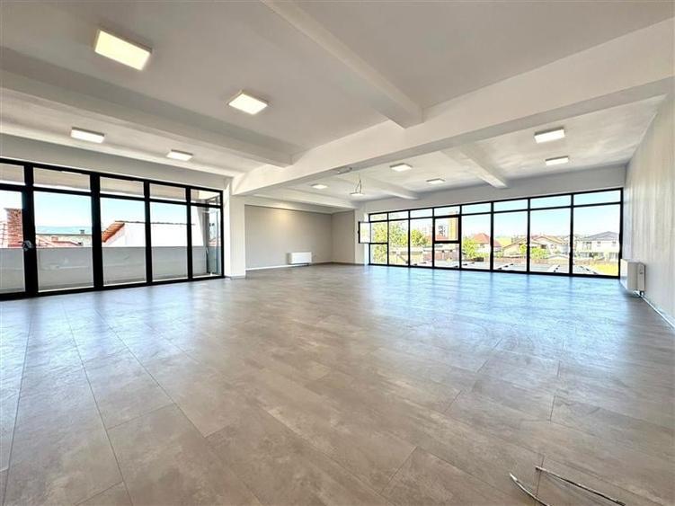 Spatiu cu Acces Public,300 MP, 6 Parcari, Open Space, Zona Pod IRA - 3