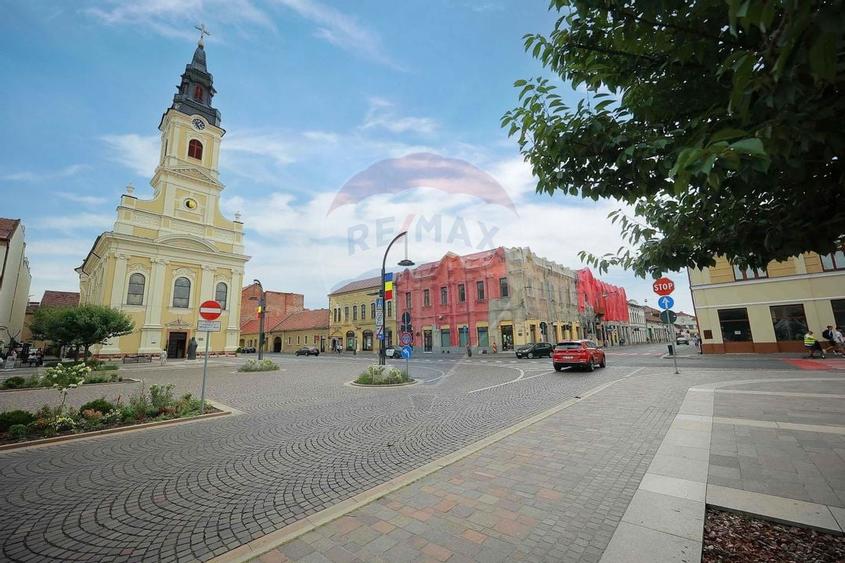 Spatiu comercial de 360mp de inchiriat, Piata Unirii - 25